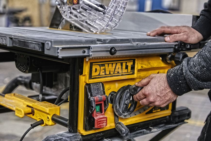 НАСТОЛЬНАЯ ПИЛА DEWALT DWE7492 ID999MARKET_6230446 фото