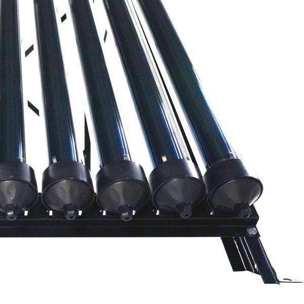 Прессуризированная солнечная система THUNDER Black &ndash; 100 л с контроллером и Heat-Pipe | Эффективность круглый год KSC-100L-BLACK фото