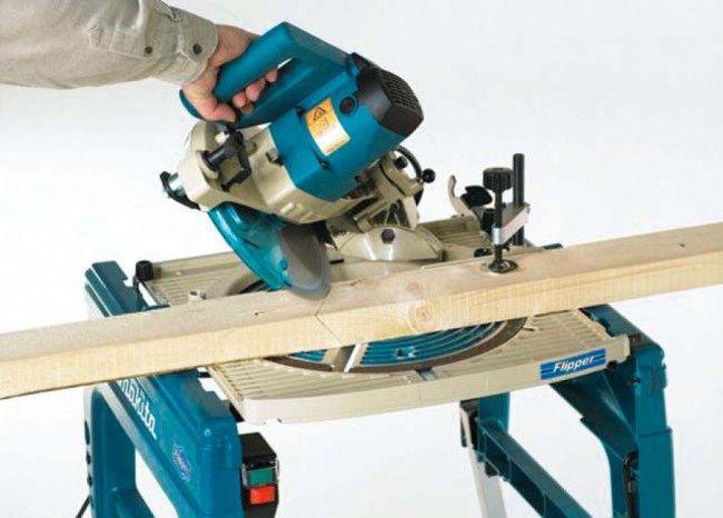 Комбинированная торцовочная поворотная пила MAKITA LF1000 ID999MARKET_6836201 фото